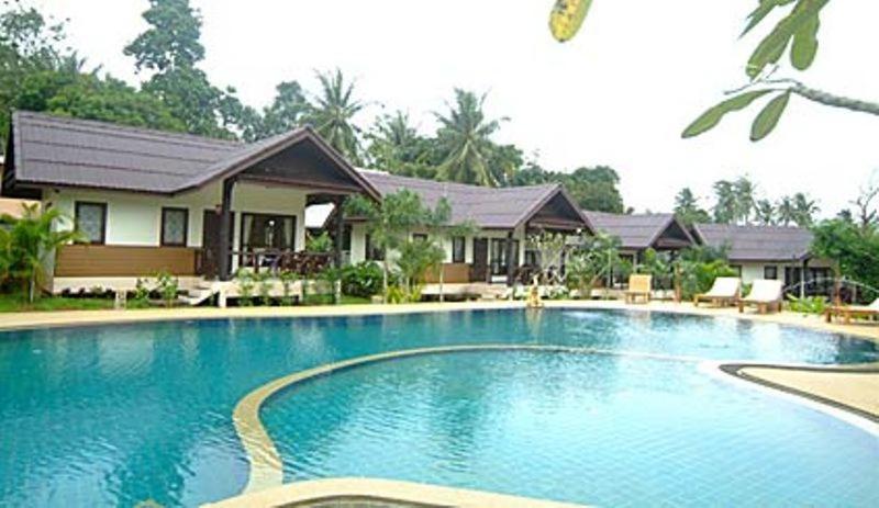 Resort Baan Suan Rawai