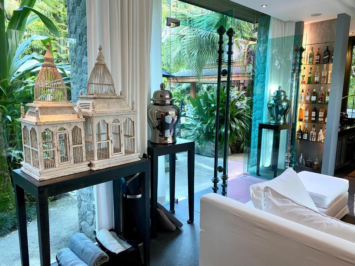On The Rocks, 4 Bedrooms, Phuket Surin Beach (Phuket)