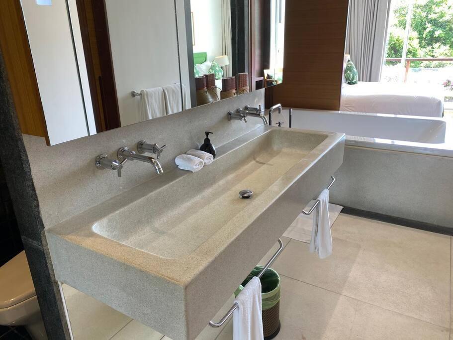 Apartamento Beachfront 2 Bedroom Luxury Chava *