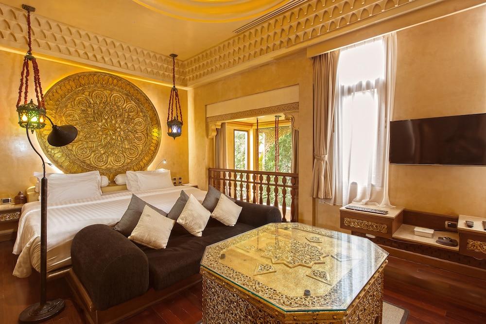 The Baray By Sawasdee Village Resort Praia de Kata