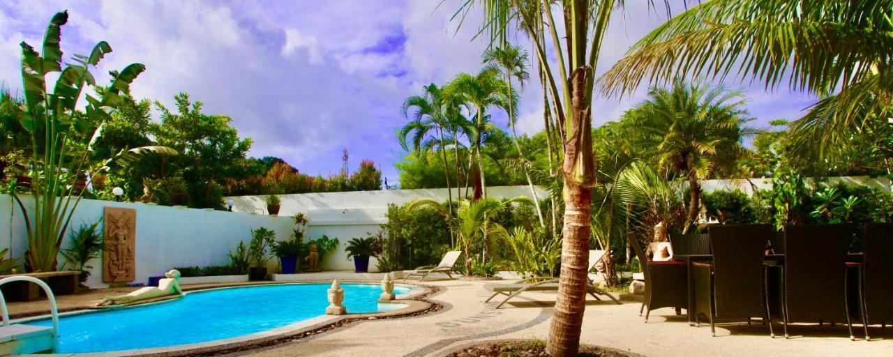 Sunshine And Diving School . Phuket