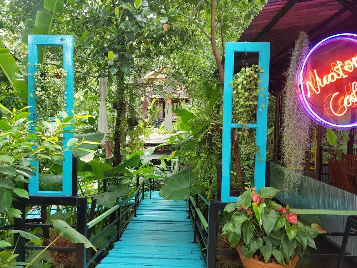 Nua Tone & Cafe