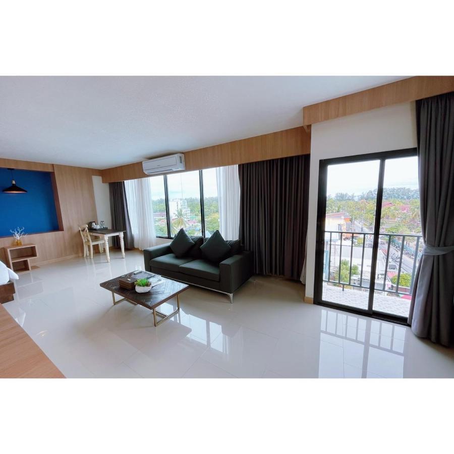 The Sixteenth Naiyang Sha Hotel 3*