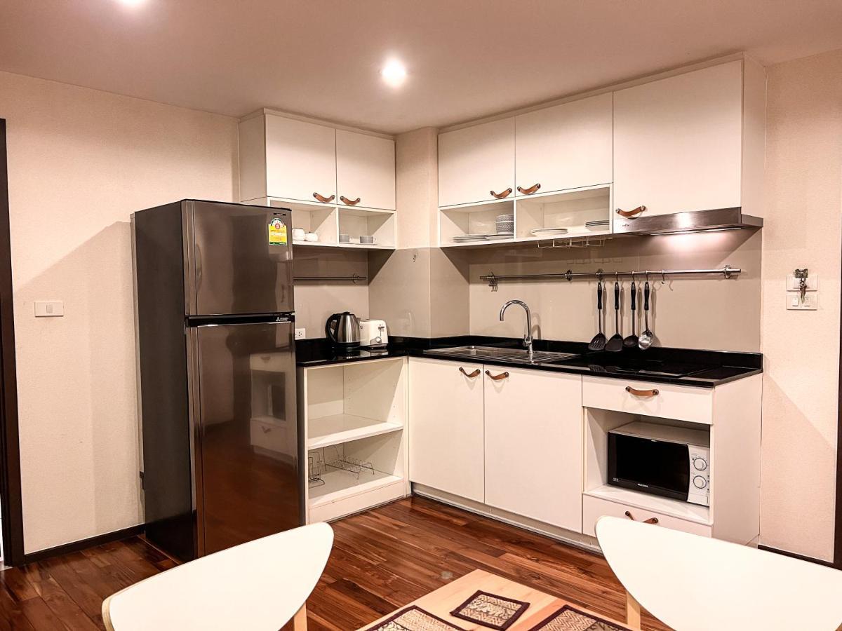 Apartamento The Title Rawai: Beachfront Condotel
