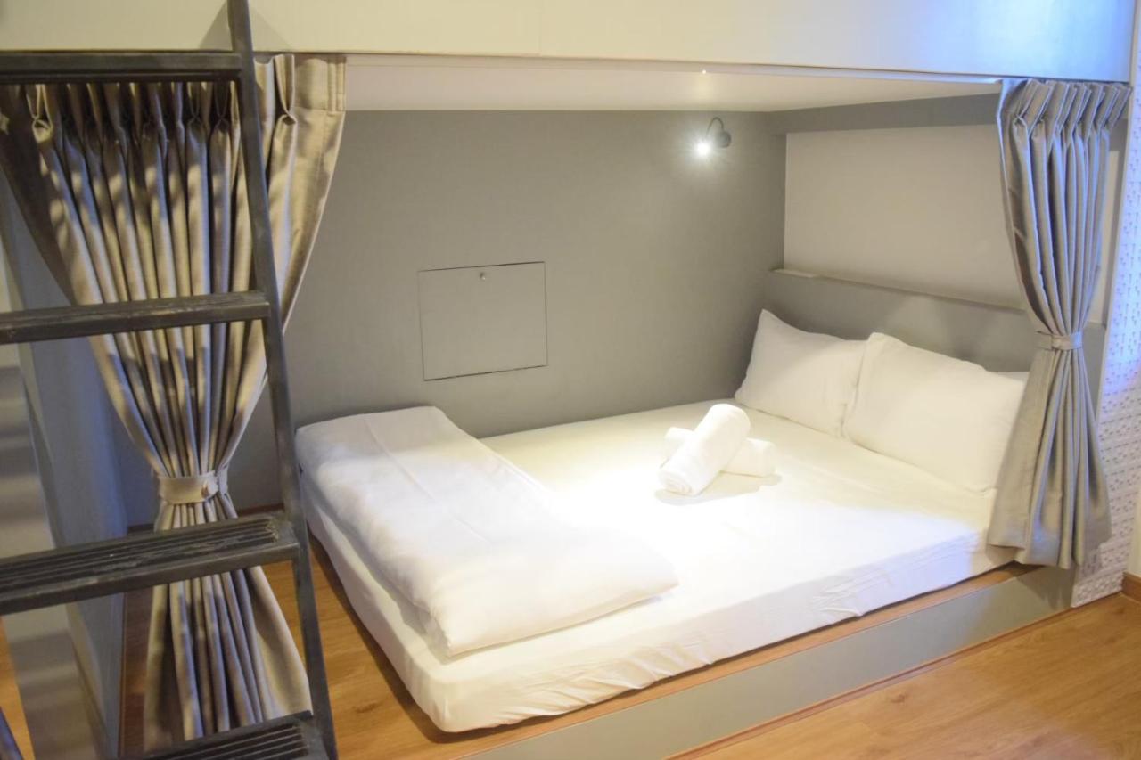 Capzule Bed Hostel