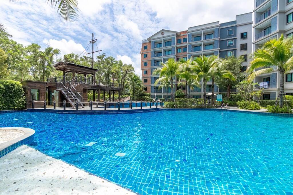 Title Naiyang Excellent Location With Pool View *