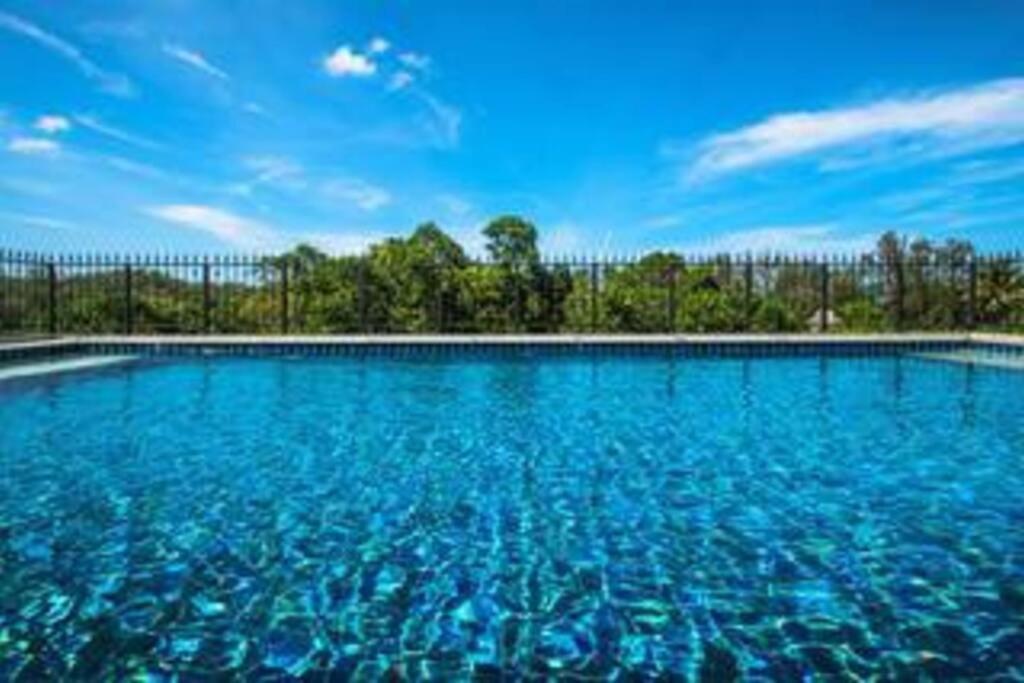 Nayang Brand New Executive Luxury Nai Yang Beach