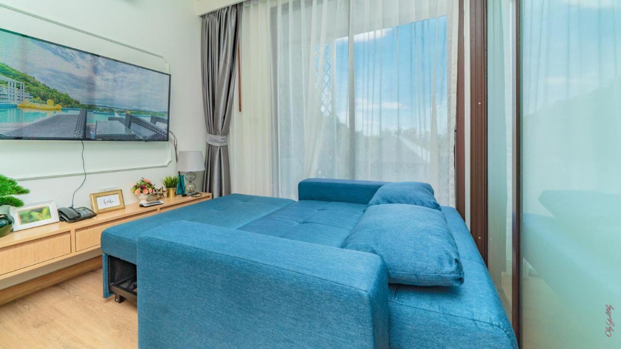 The Aristo-2-803 Apartment