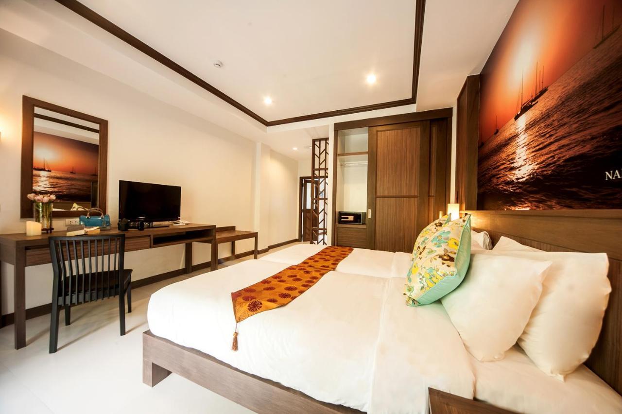Ratana Hill Aparthotel