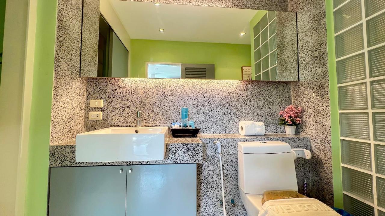 Great View In 81sqm Floor Space In