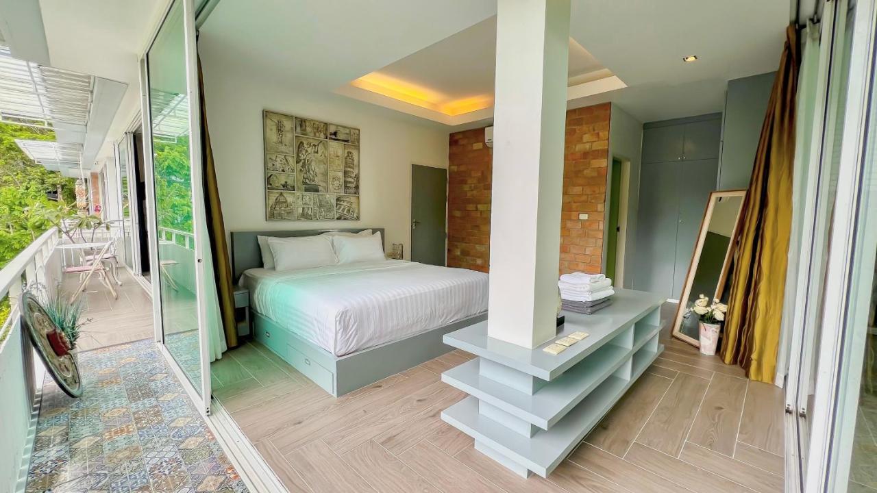 Great View In 81sqm Floor Space In Kamala Beach