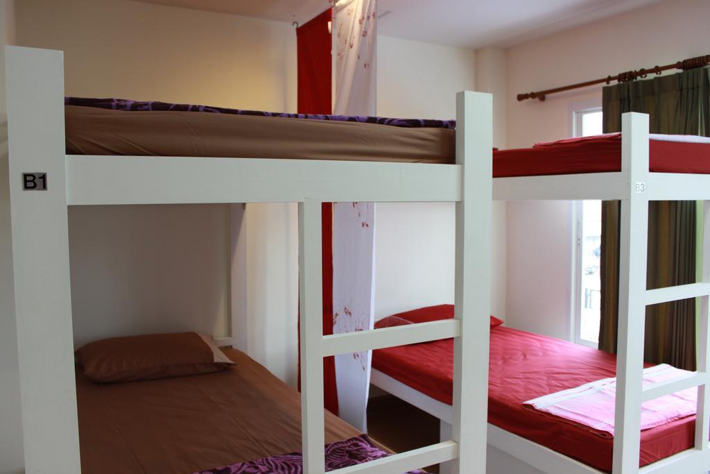 Hostel Ananas