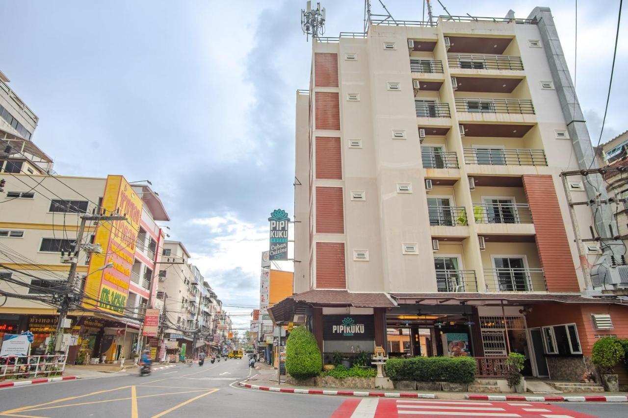 Pipikuku & Restaurant Hotel