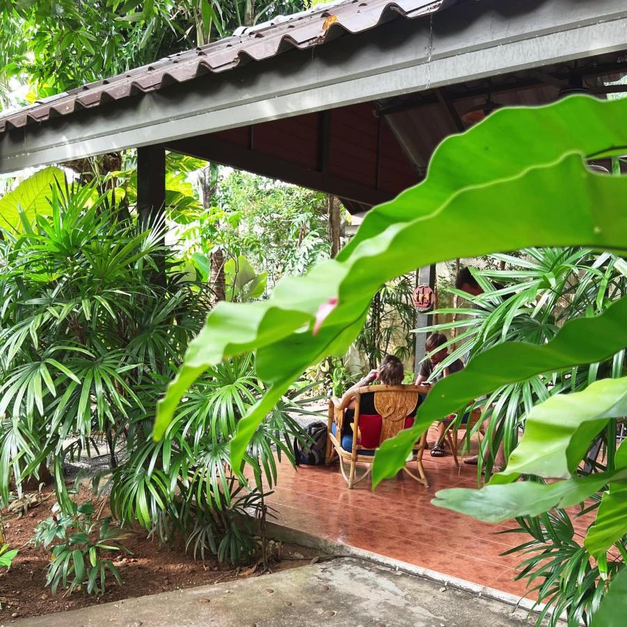 The Snug Airportel - Phuket Airport 3*