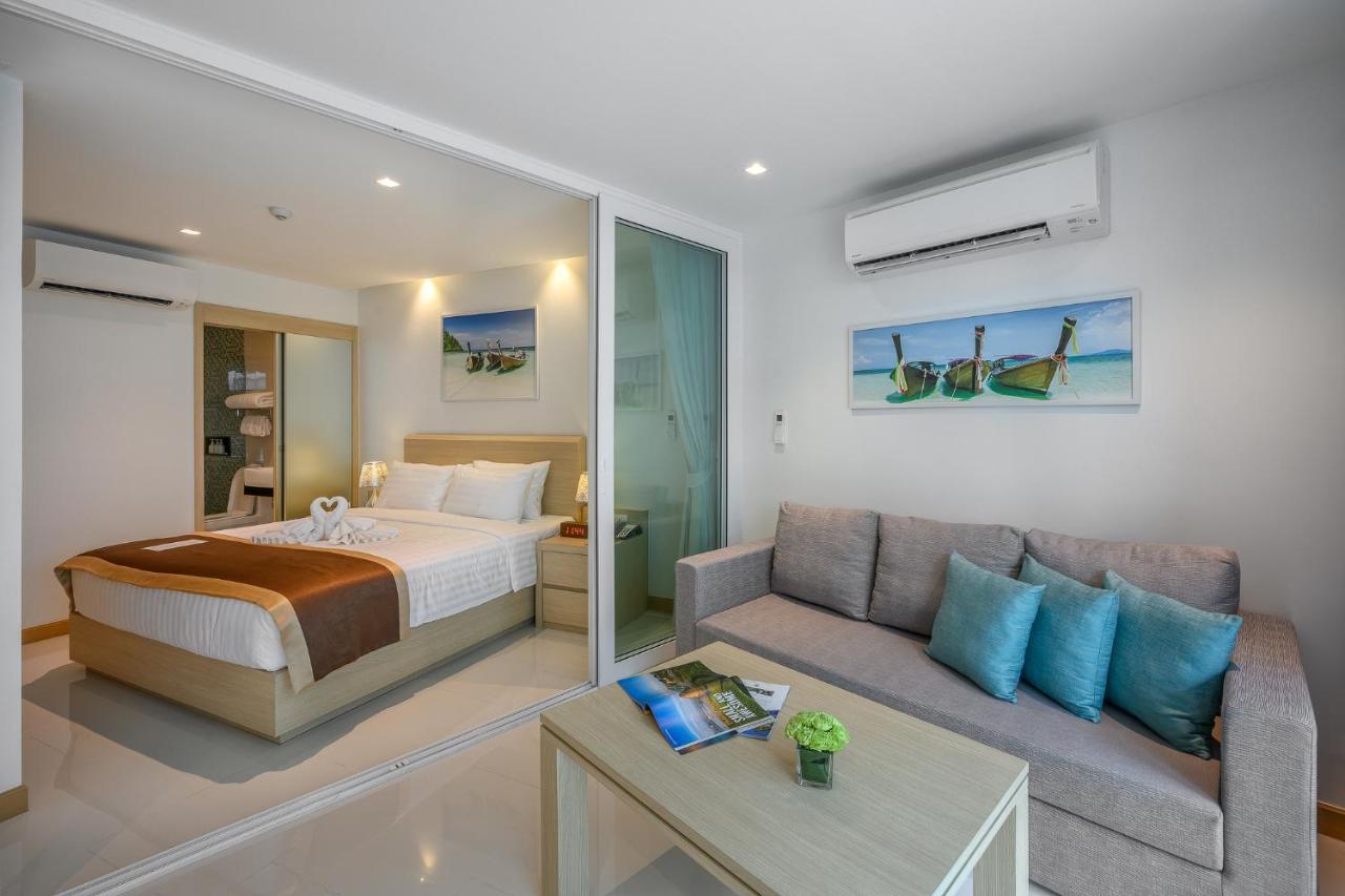 Hotel The Beachfront Phuket