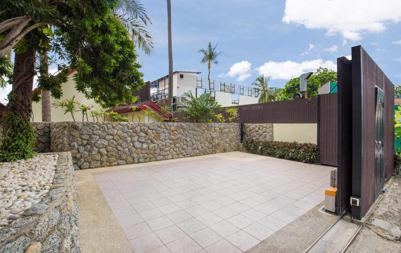 Beachfront Kalim Villa *