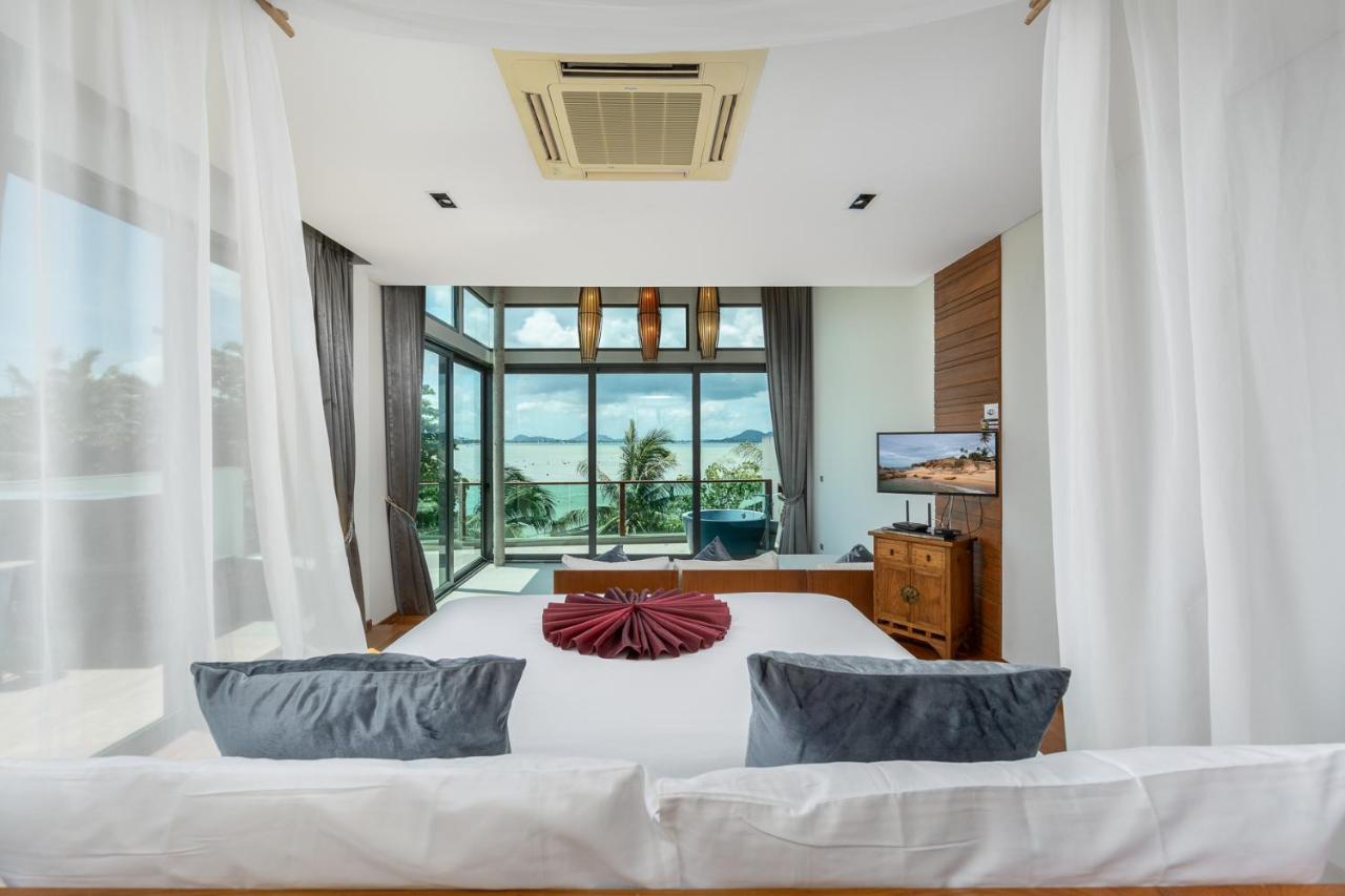 Eva X Goldstar Villa Rawai