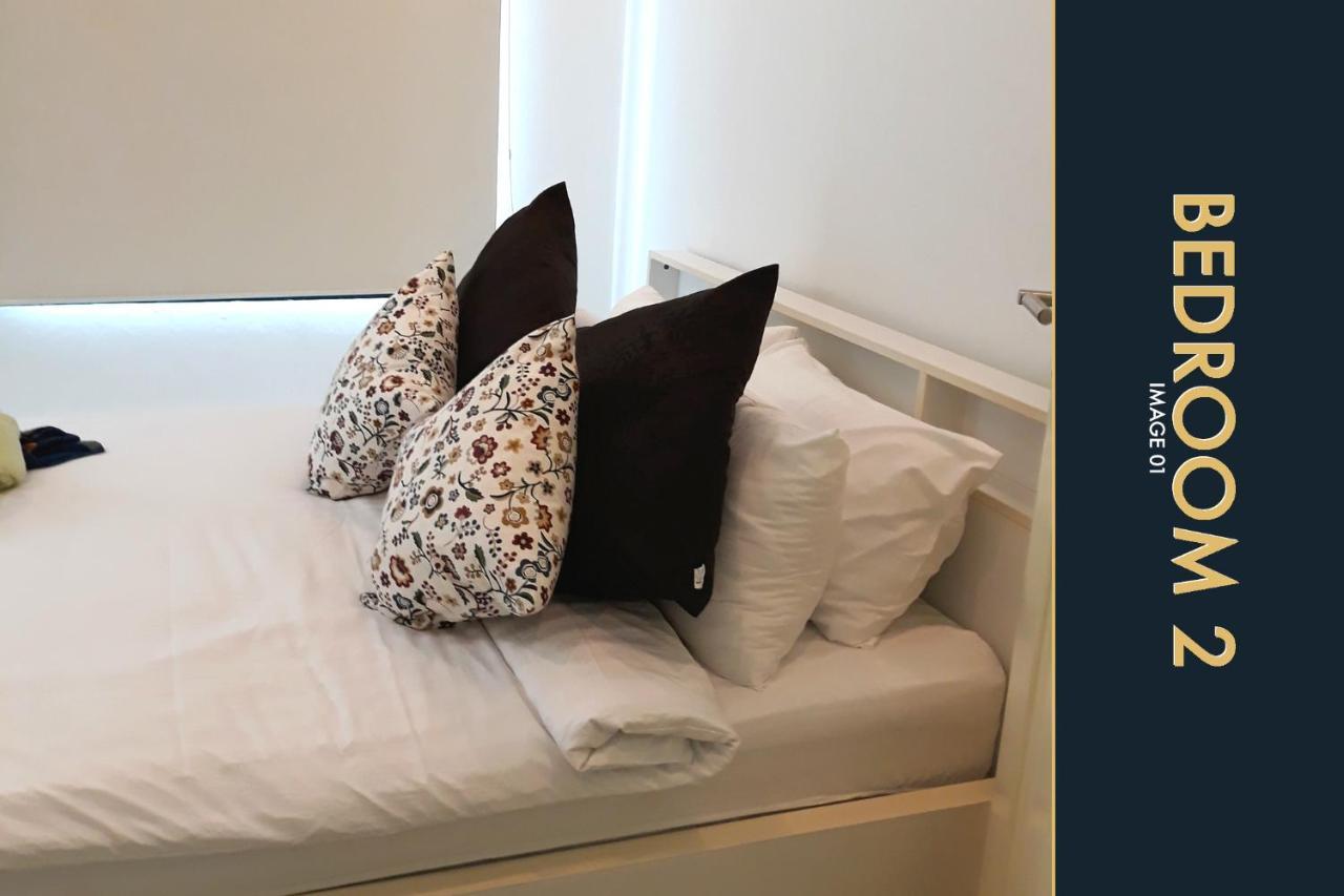 3 Bedroom Stylish With Private Rooftop Pool Apartment