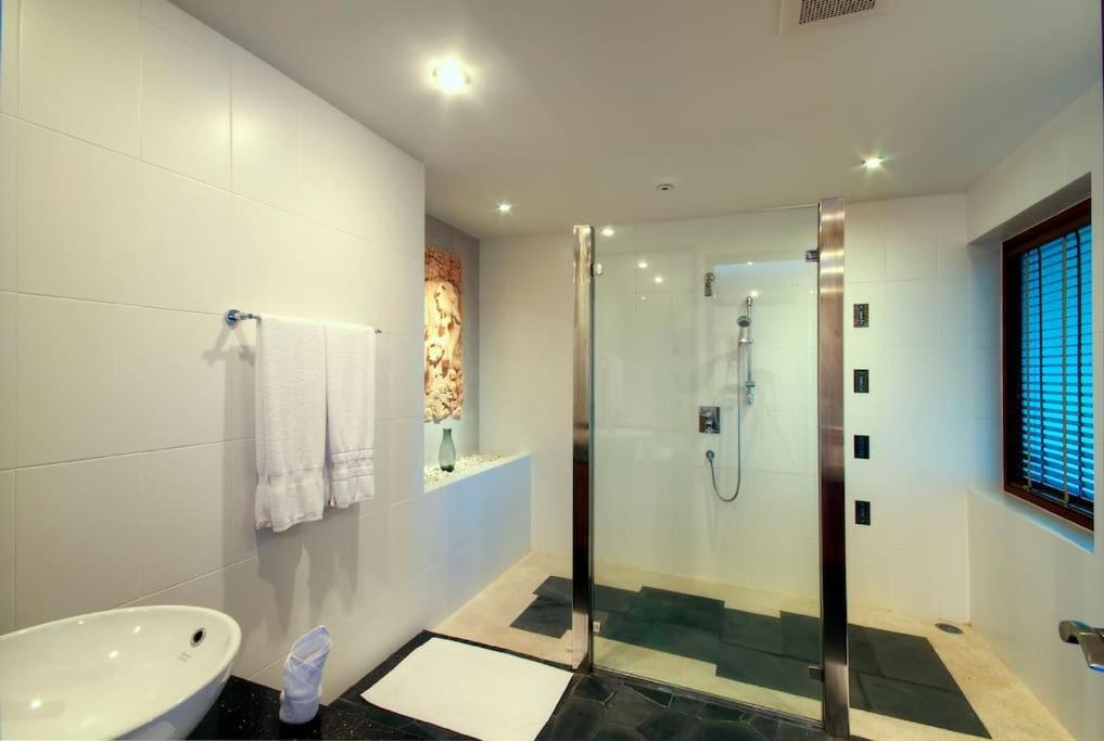 Pousada Seaview Luxury Penda Patong