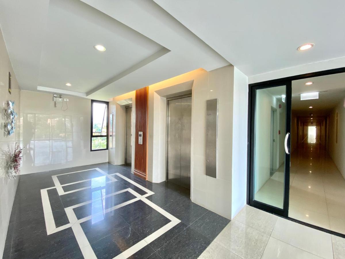 The Aristo-access Pool Surin Phuket