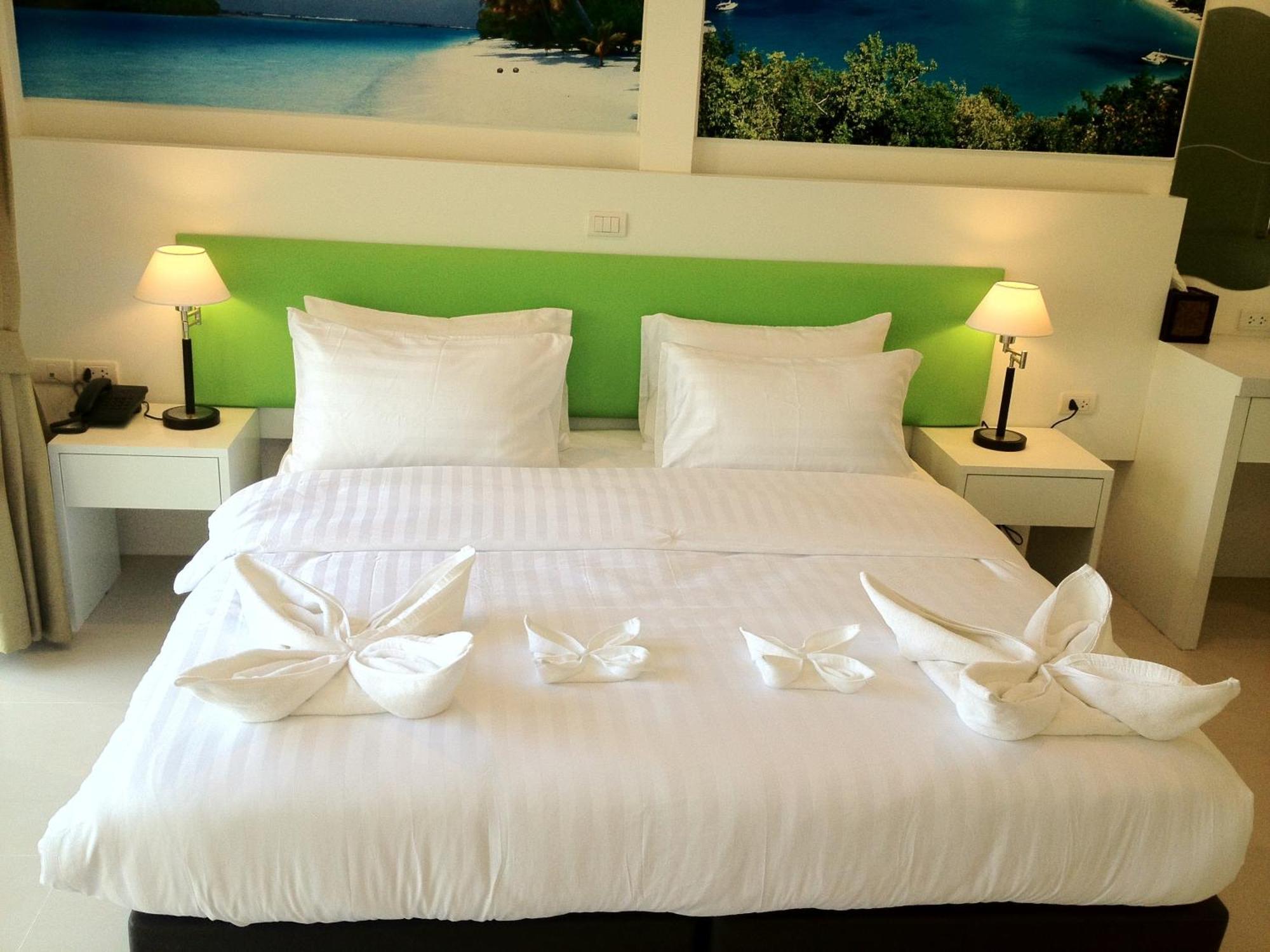 Armoni Beach Hotel 3*