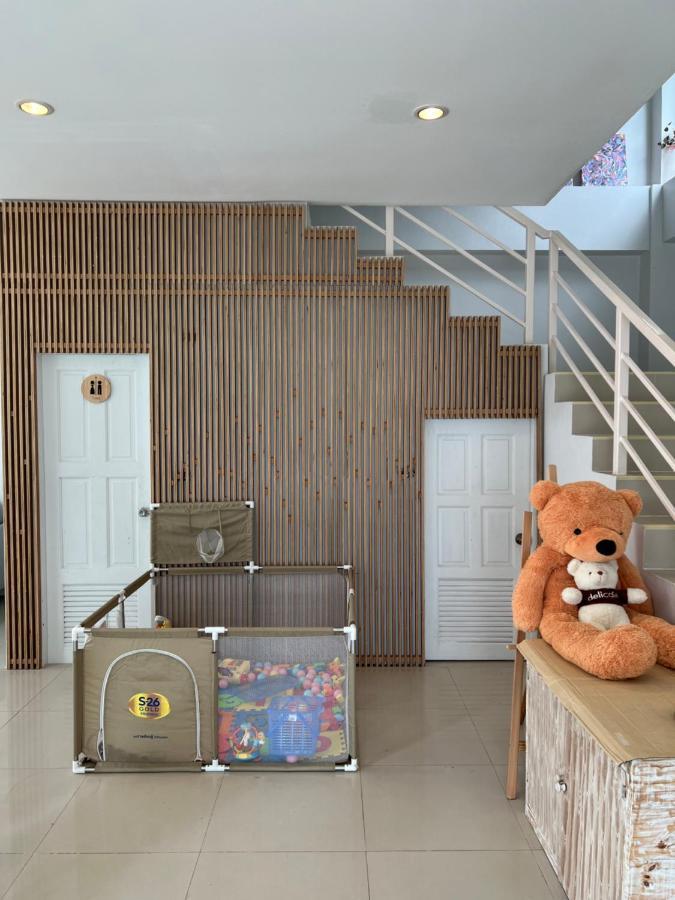 The Chu Cafe /