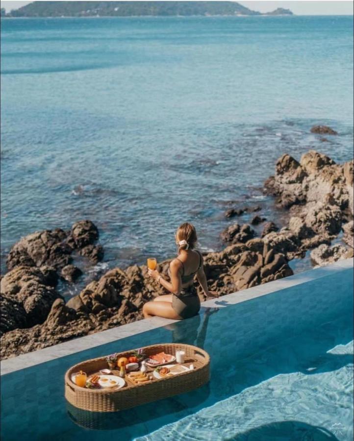 Sunset Phuket Hotel 3*