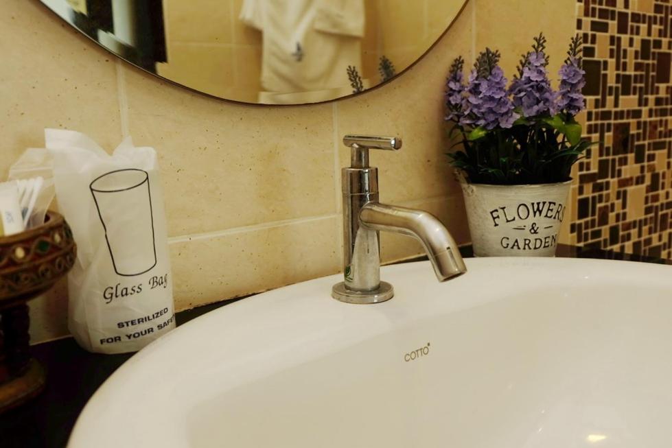 Calypso House Hotel