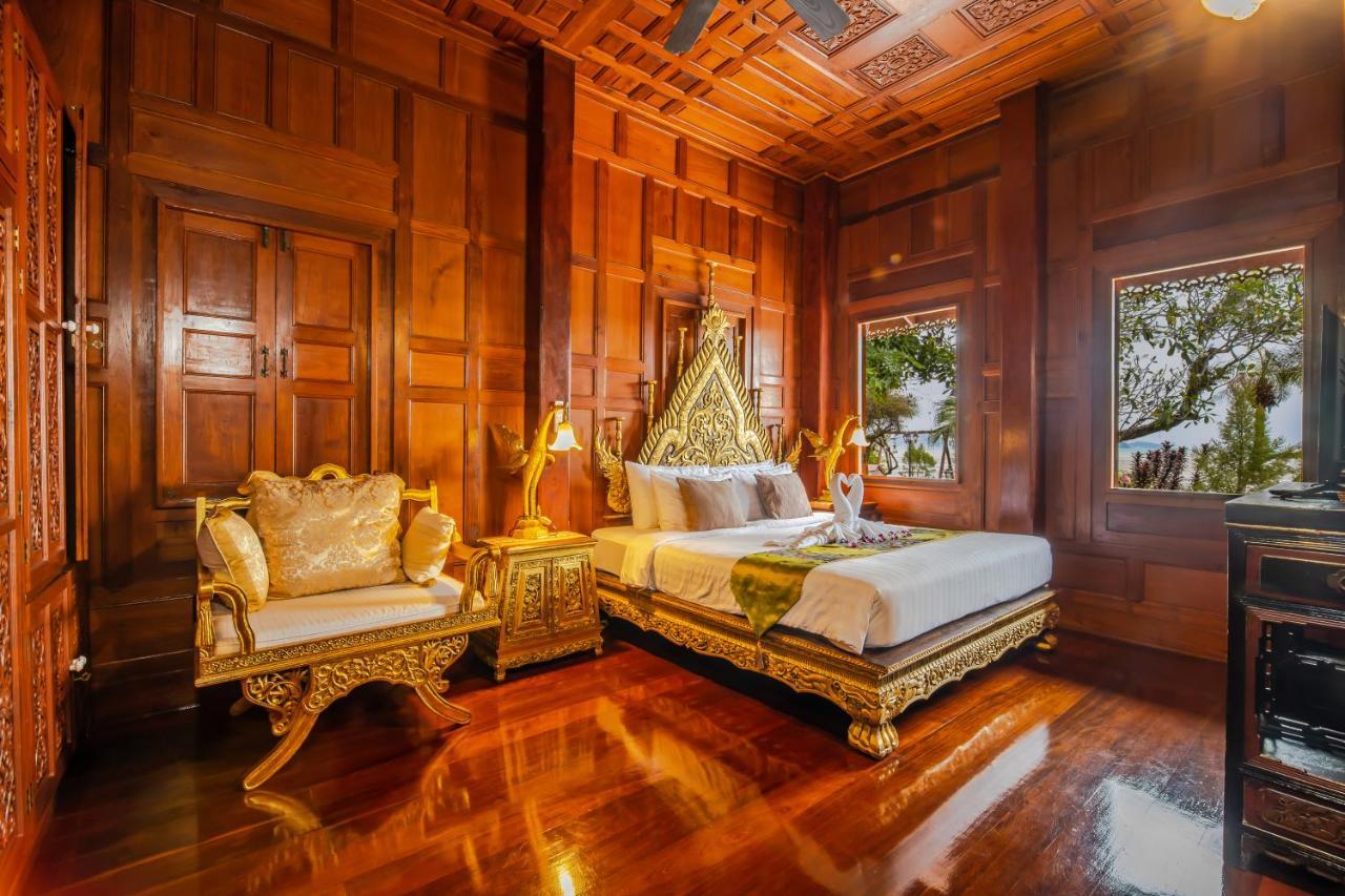 Royal Thai Phuket - Sha Extra Rawai