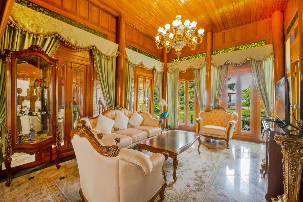 Royal Thai Phuket - Sha Extra Rawai