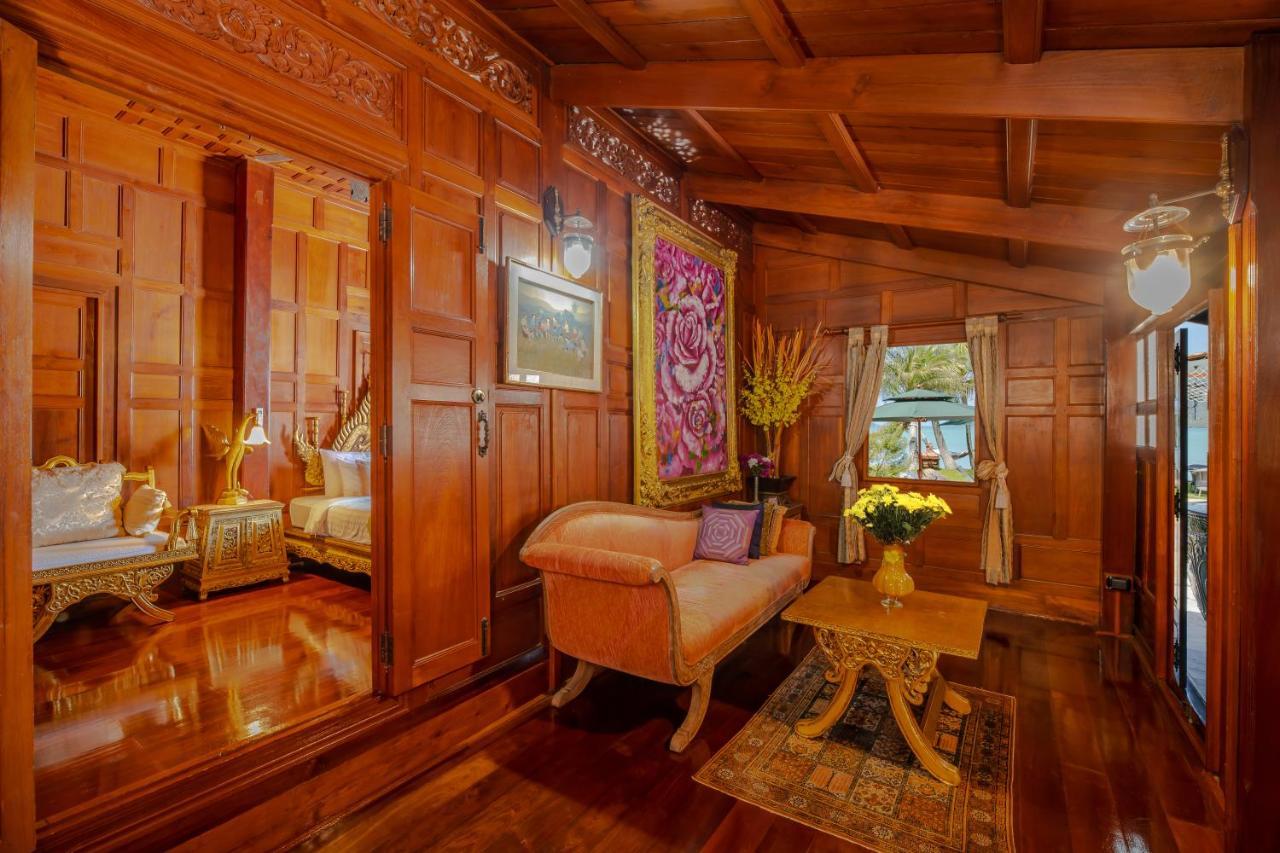 Royal Thai Phuket - Sha Extra Rawai