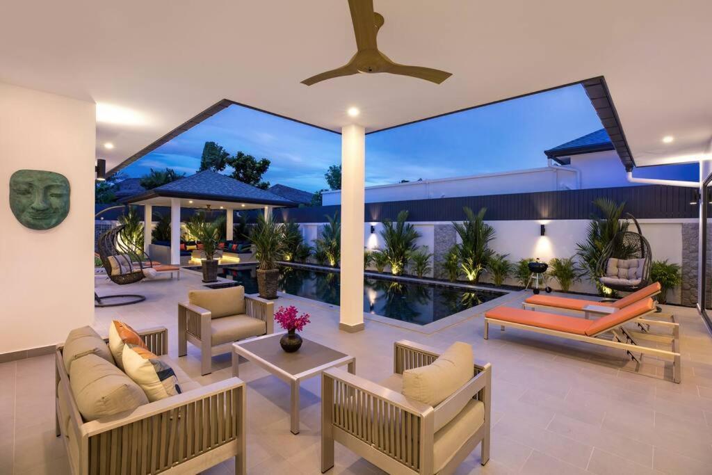 Amazing New Brand 3 Bedrooms Pool At *