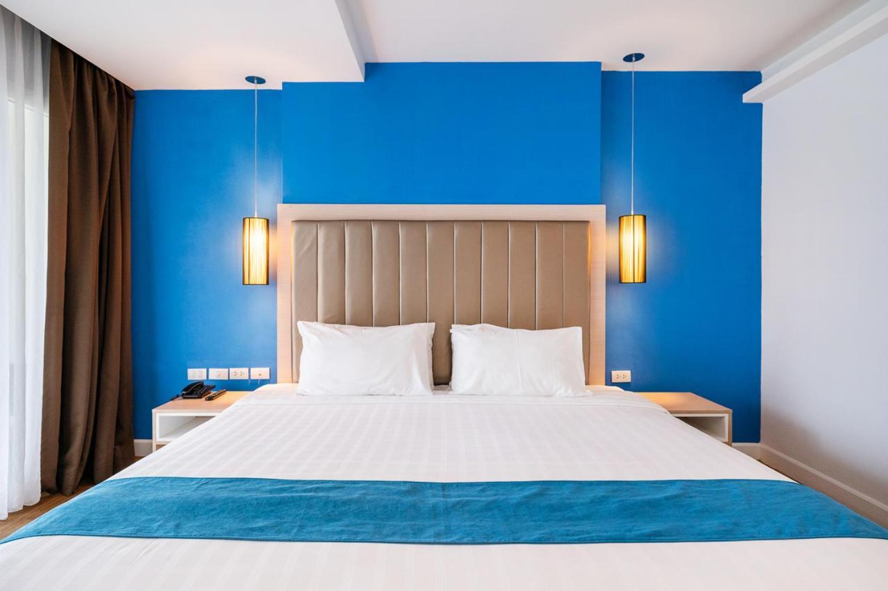Coco Phuket Bangtao 4*