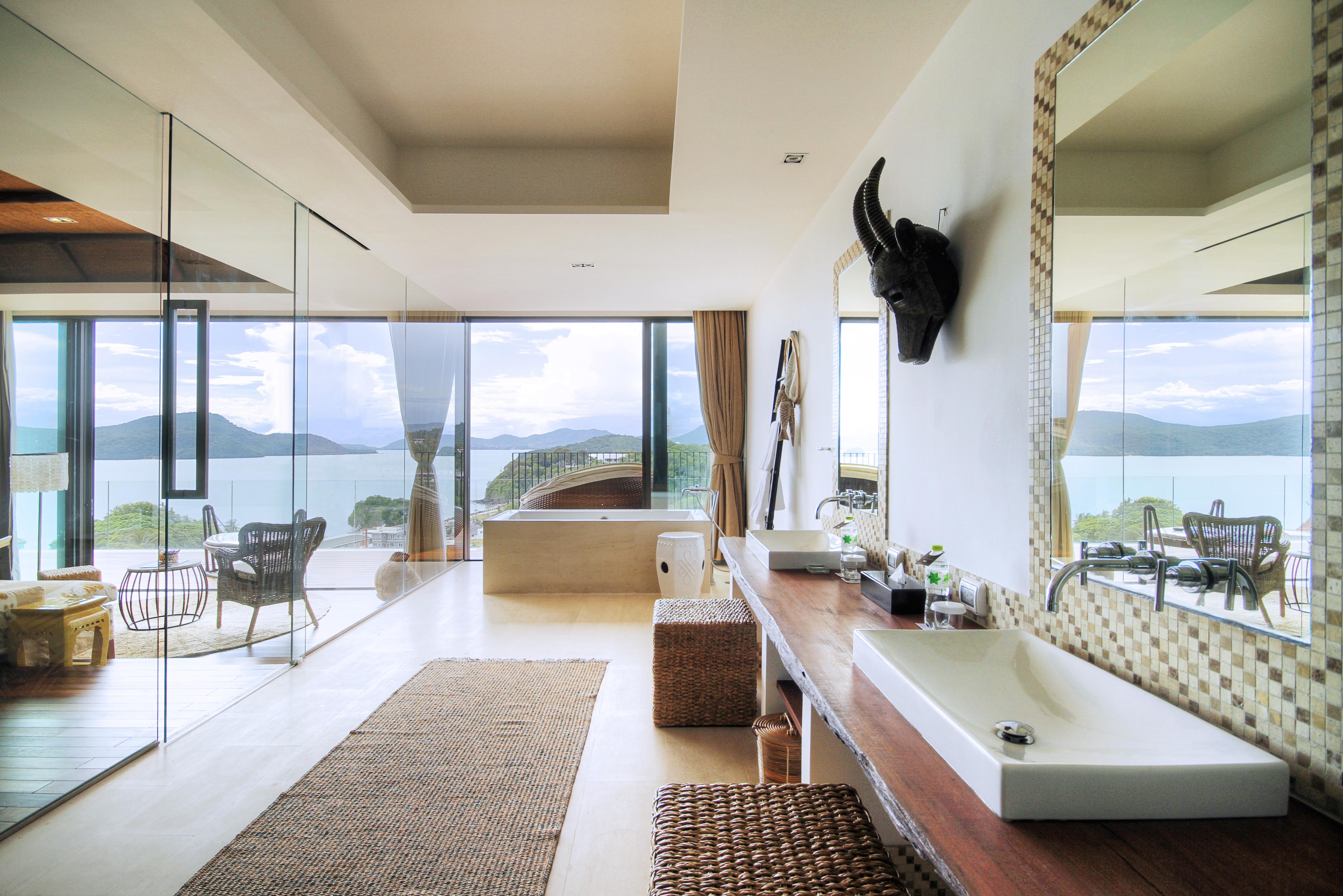 Phuket Hotel 5*