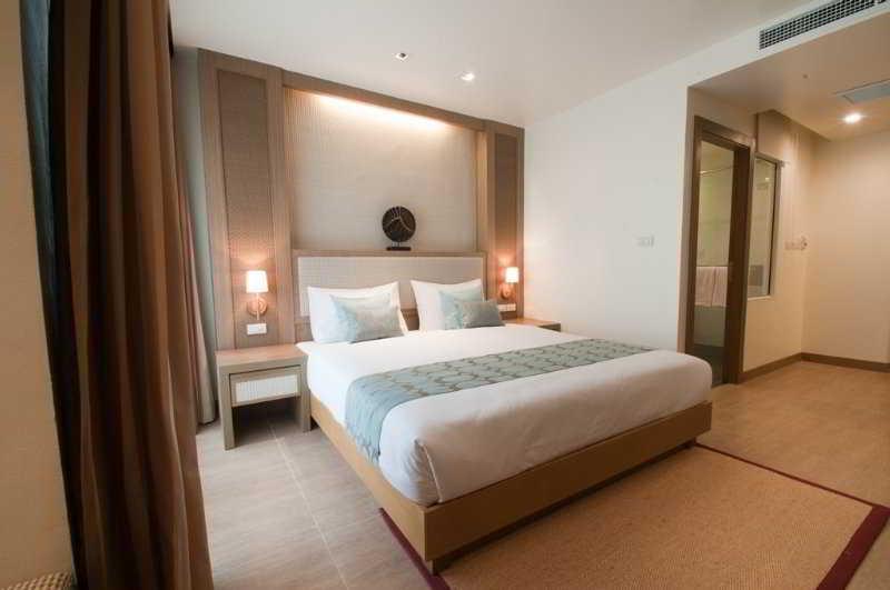 Ashlee Plaza & 4* Patong