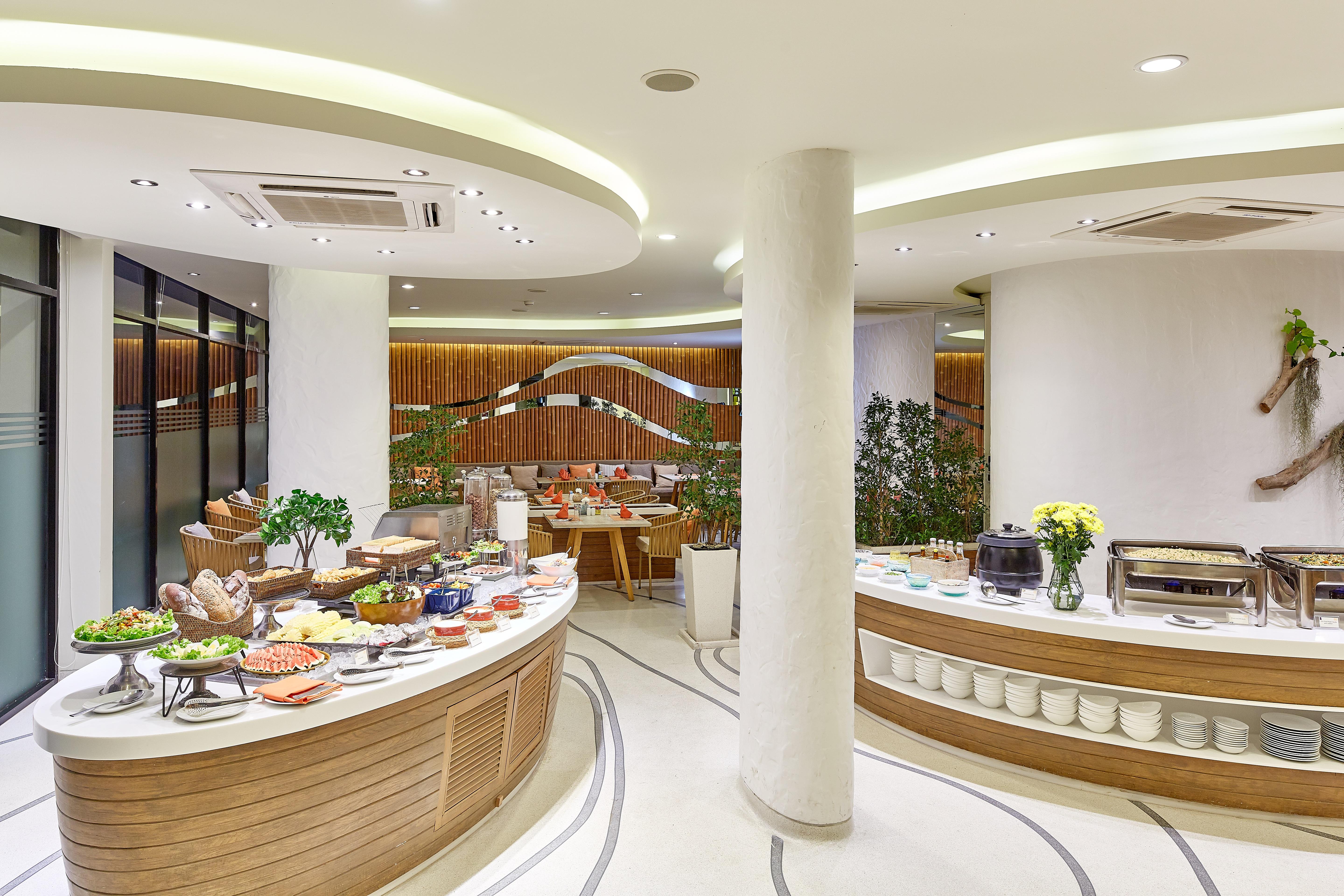 Bandara Resort, Phuket 4* Cape Panwa