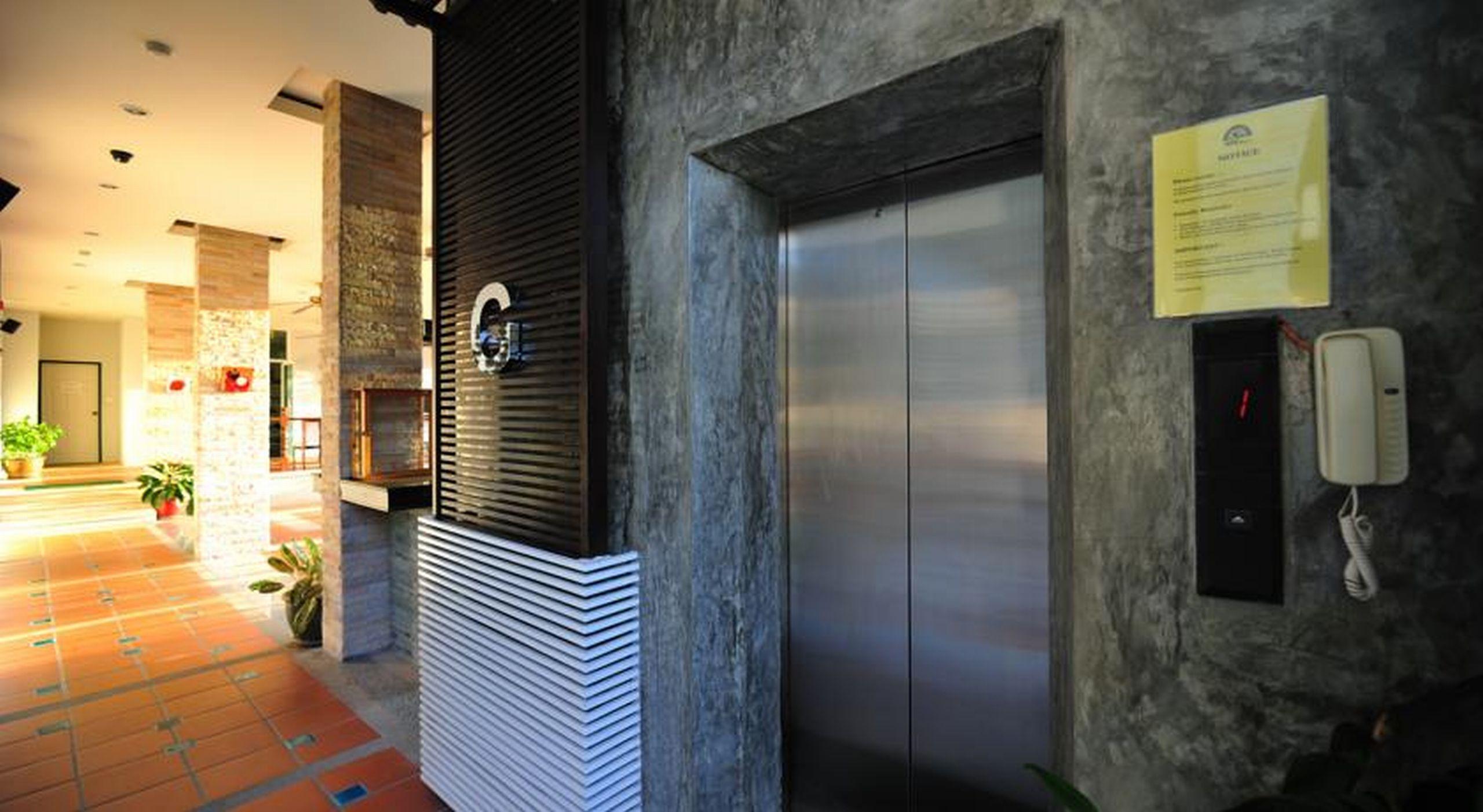 Apk Hotel