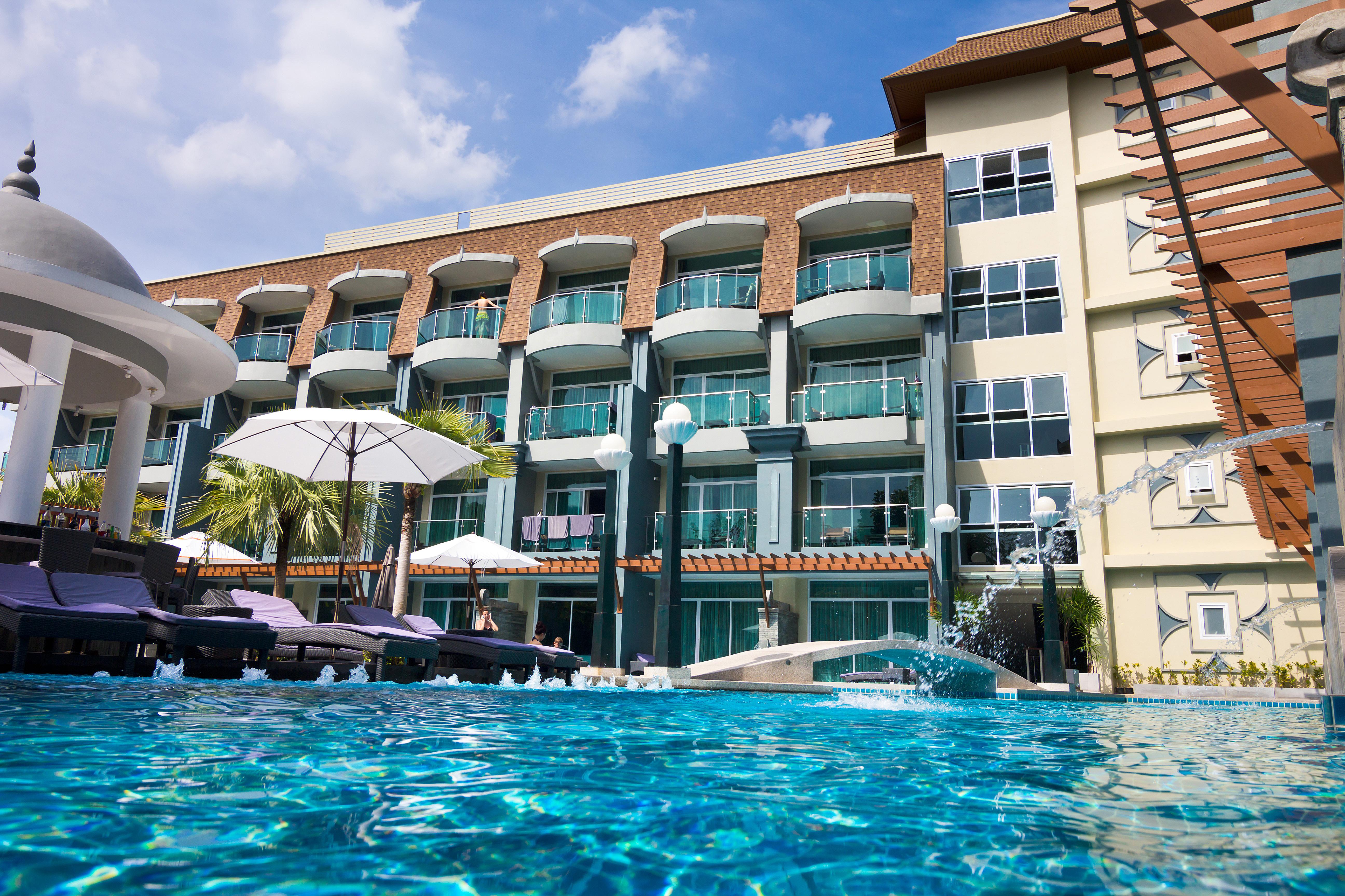 Ramaburin - Sha Extra Resort Patong