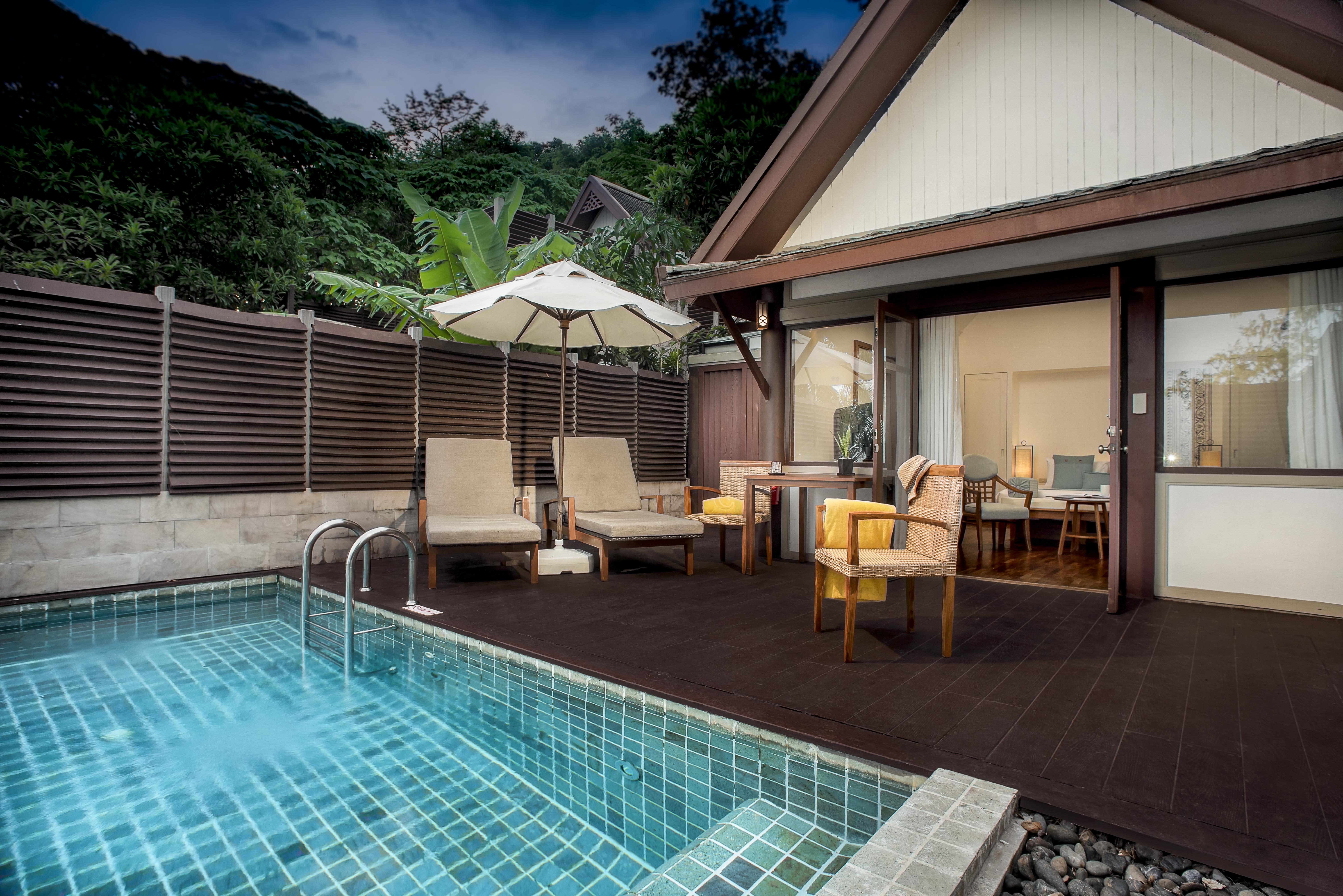 Centara Phuket 4*