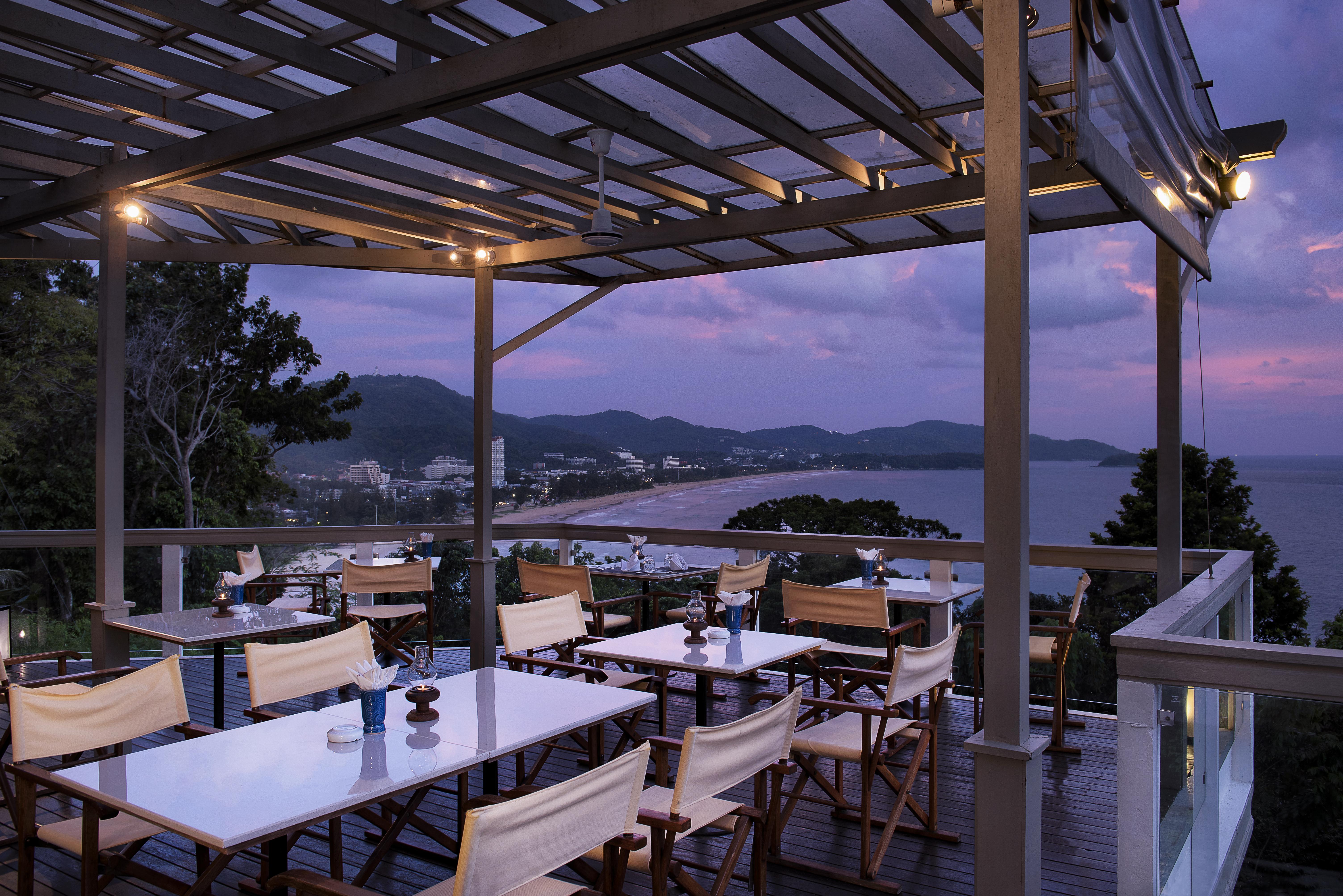 Centara Phuket 4*