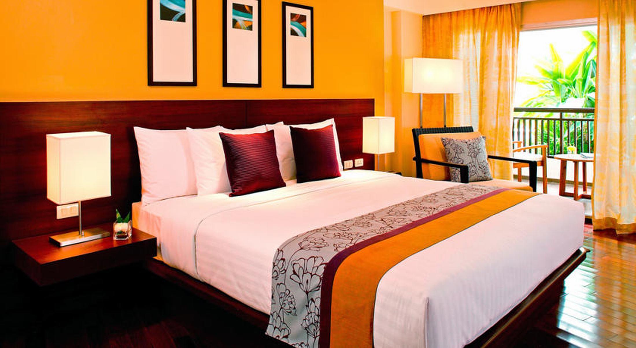 Radisson Red Phuket Hotel Patong