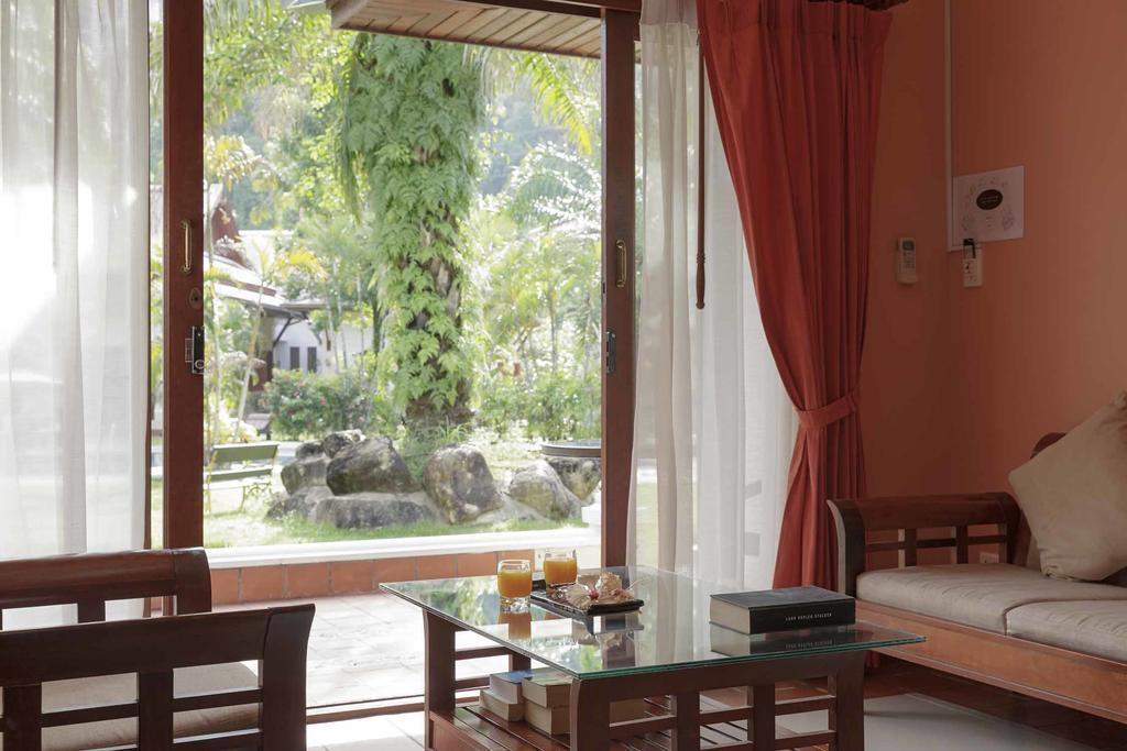 The Pe La Resort, Phuket - Sha Extra Resort 4*