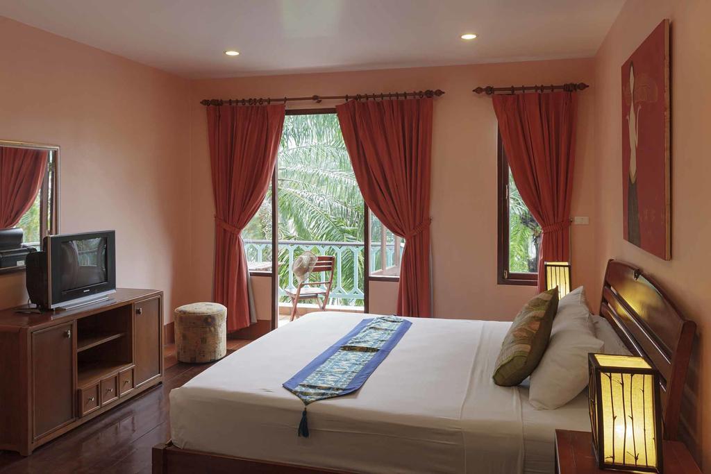 Resort The Pe La Resort, Phuket - Sha Extra