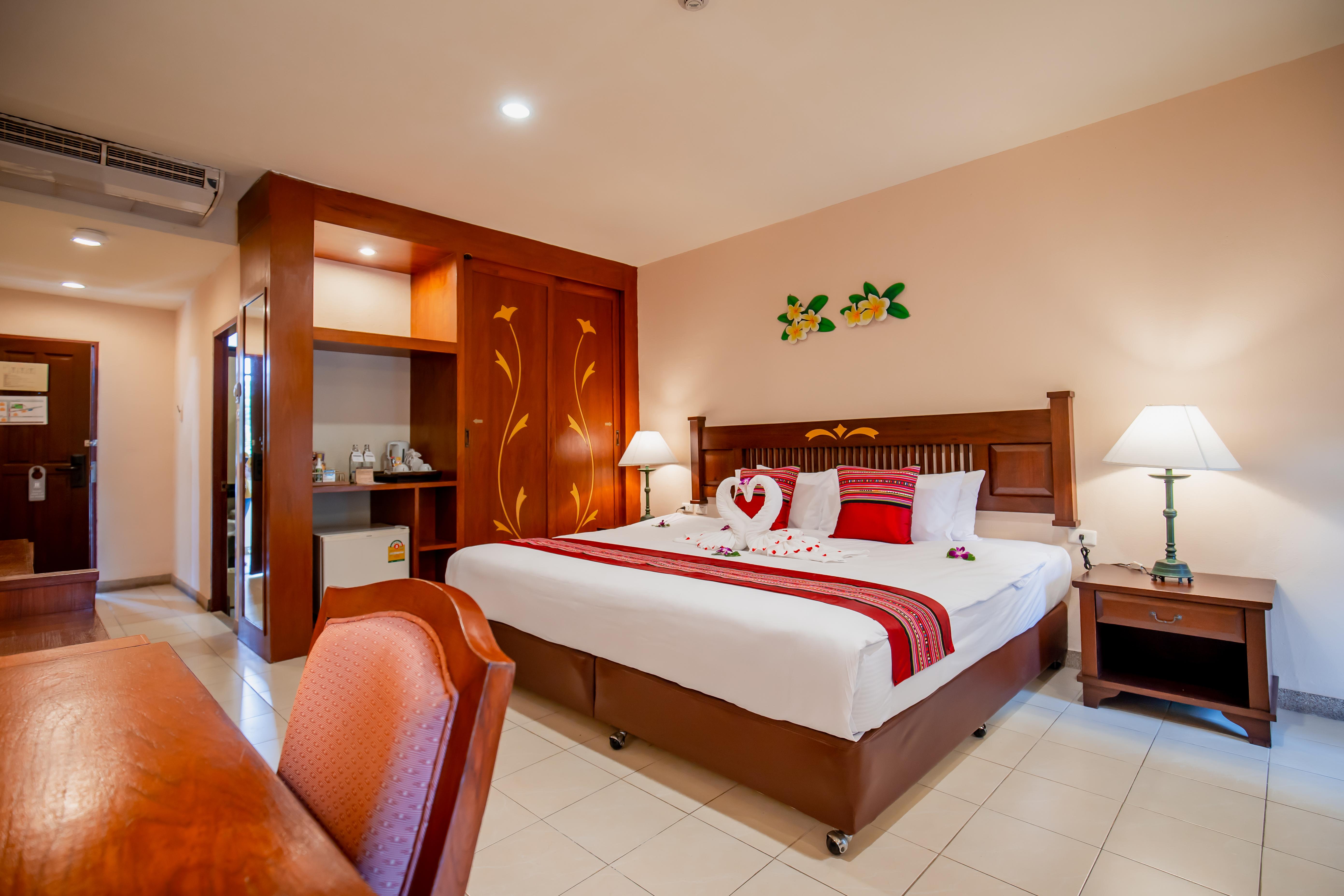 Hyton Leelavadee 4* Patong