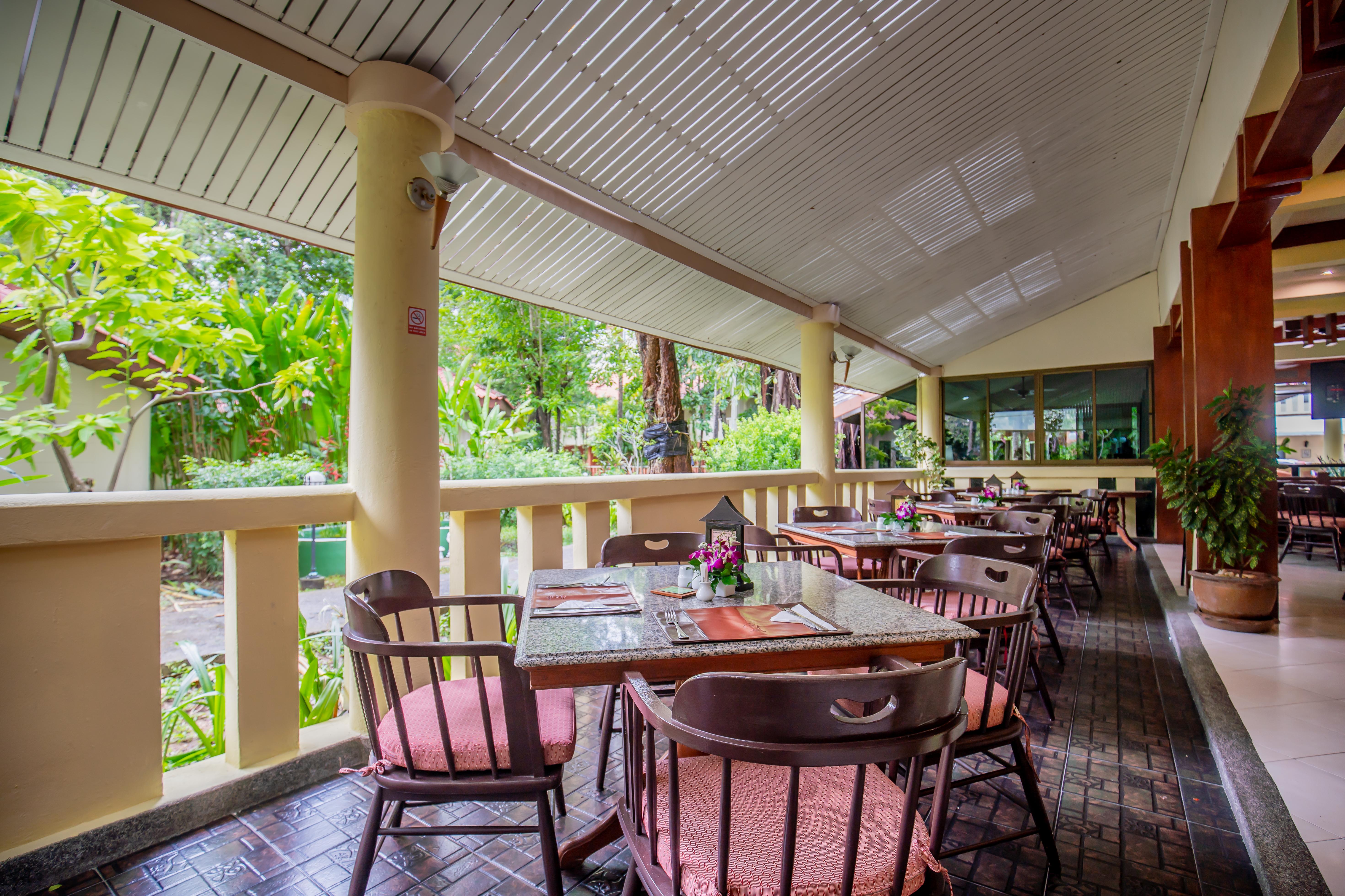 Hotel Hyton Leelavadee 4*