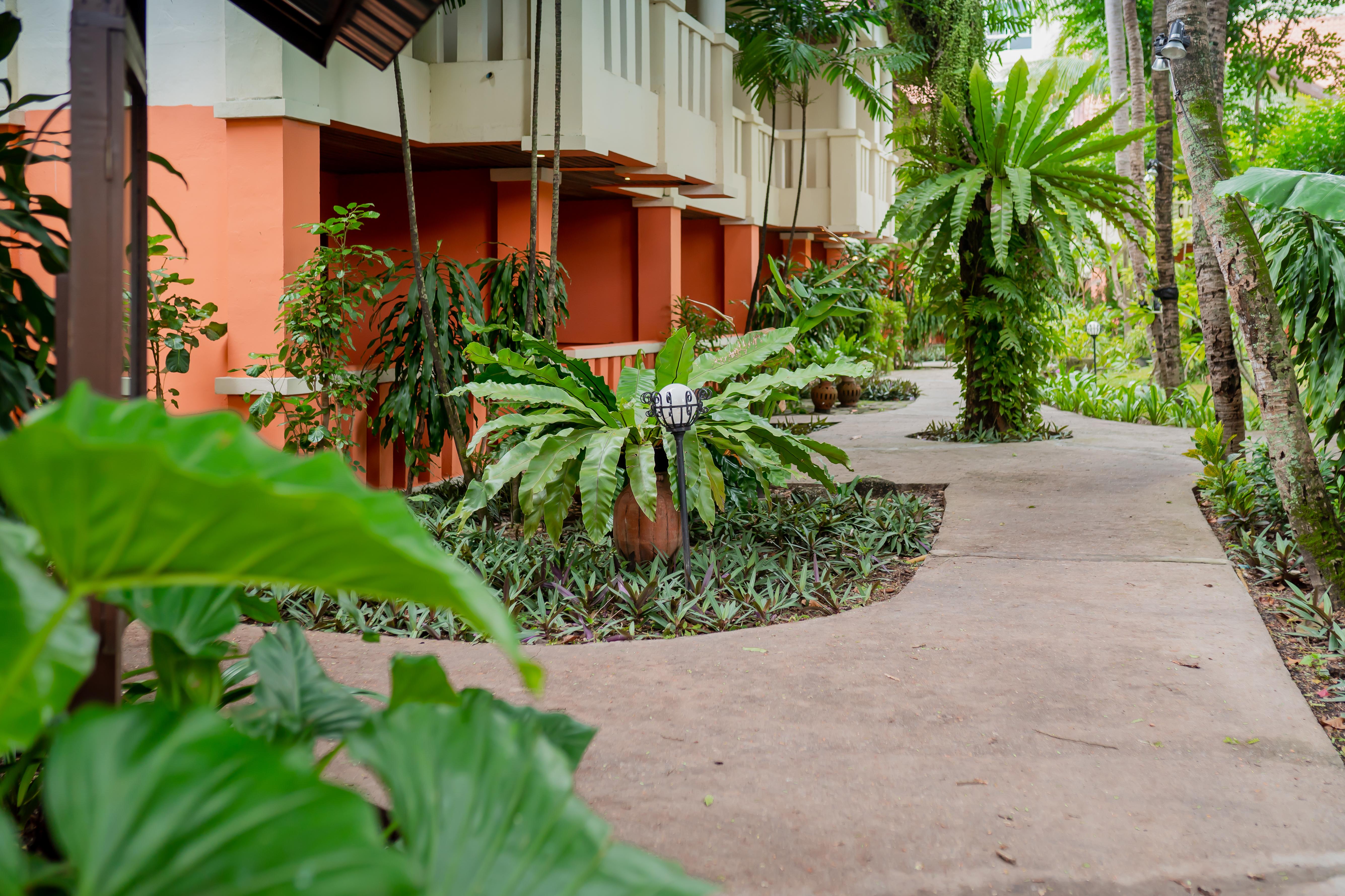 Hyton Leelavadee Hotel