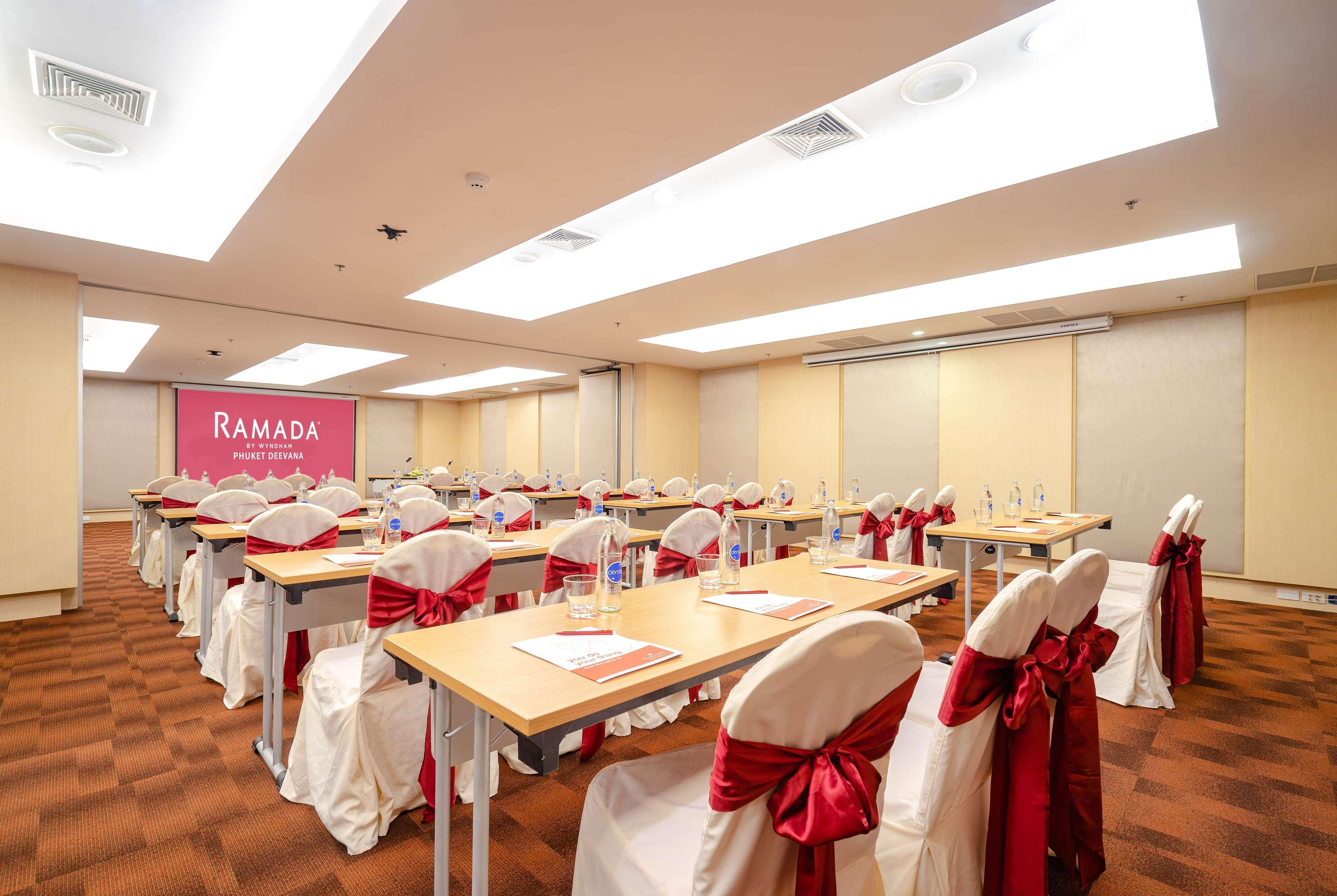 Hotel Ramada By Wyndham Phuket Deevana Patong