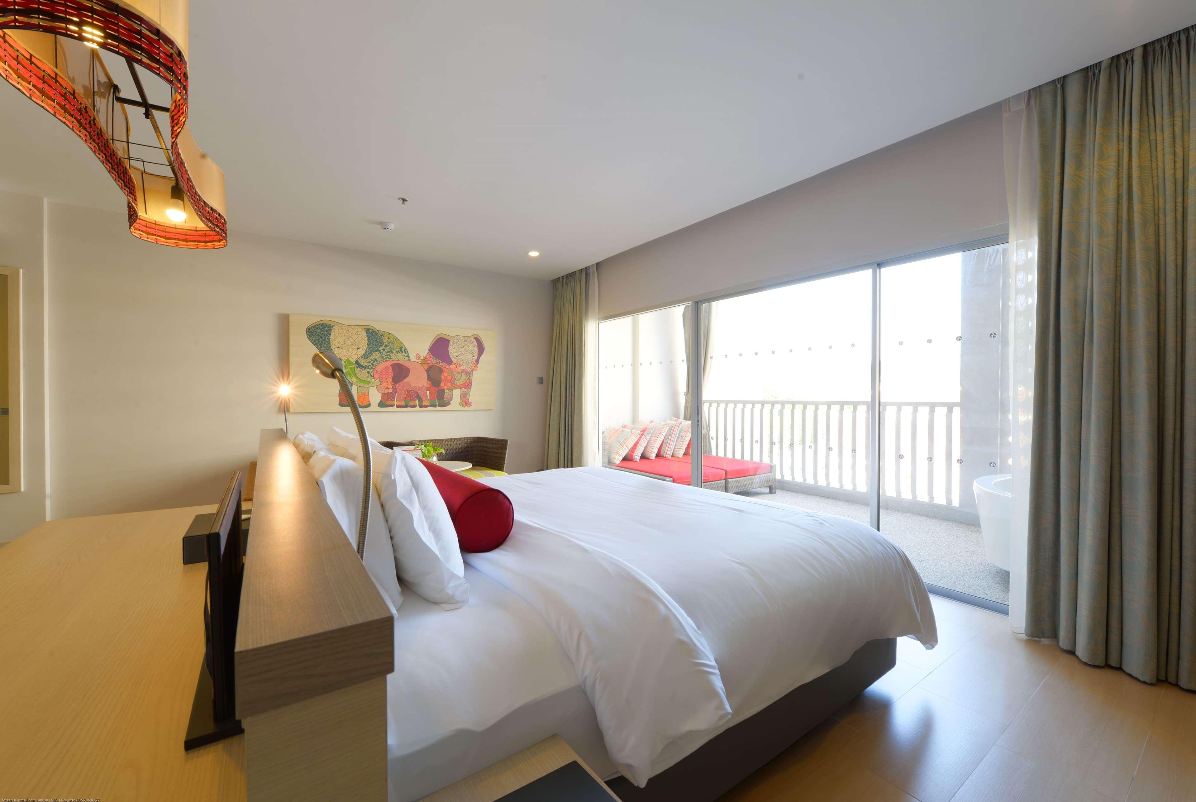 Hotel Ramada By Wyndham Phuket Deevana Patong