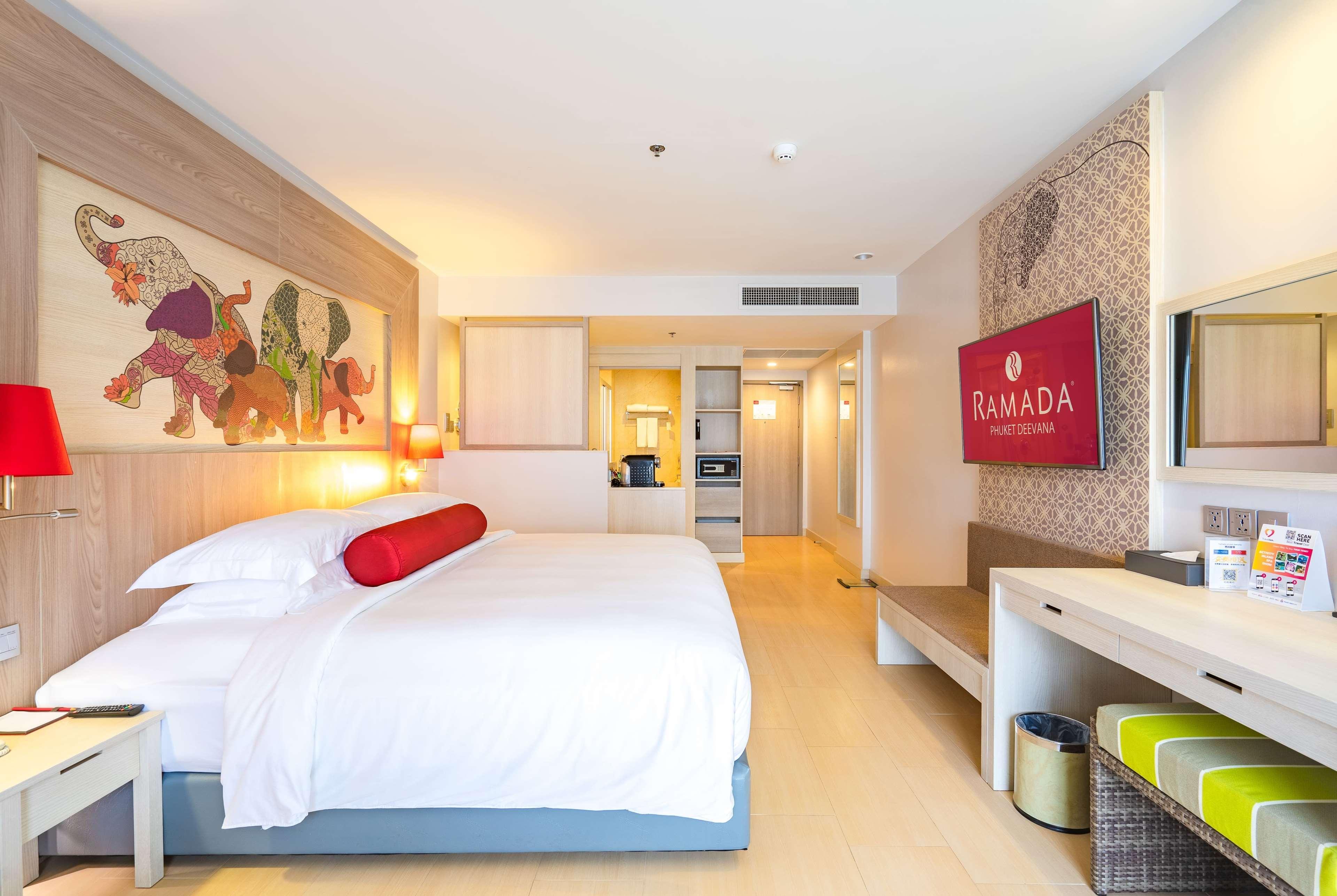 Hotel Ramada By Wyndham Phuket Deevana 4*