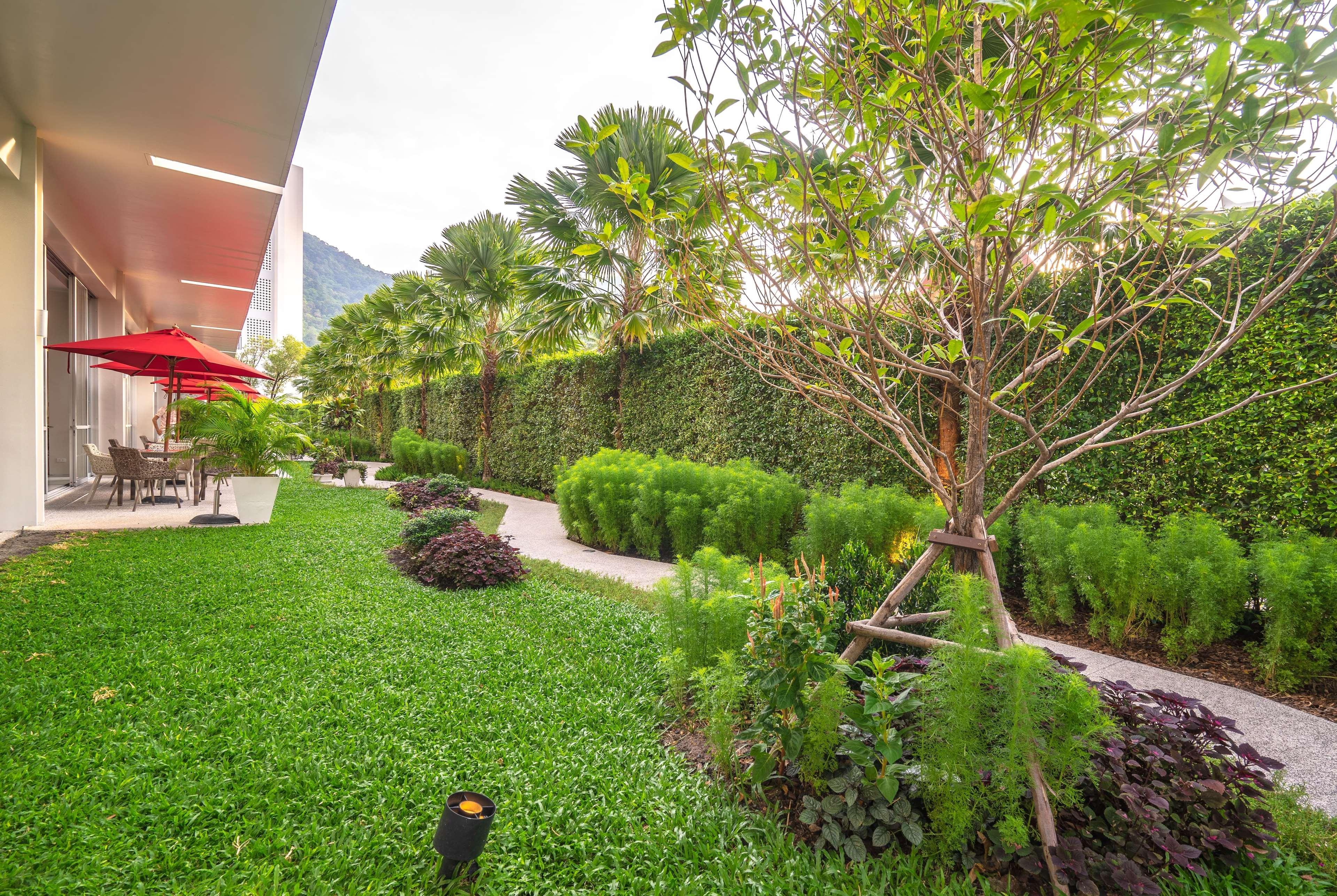 Ramada By Wyndham Phuket Deevana 4*